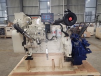 Motor Diésel Marino DCEC CUM 6BT5.9 6BTA5.9-M150 de 150 HP, 2200 RPM, 6 Cilindros, Turboalimentado y con Postenfriamiento para Propulsión de Embarcaciones