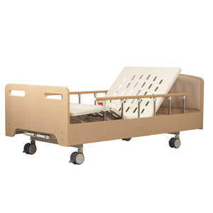 Cama de enfermería de madera Bonja con doble manivela manual, cama médica para el hogar para pacientes mayores con barandilla. - Product Image 1