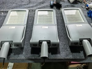Lampe de rue LED Panailo <span class=keywords><strong>Hemera</strong></span> Series 100W/150W avec capteur de mouvement photocellule et contrôleur intelligent pour éclairage public extérieur - Product Image 4