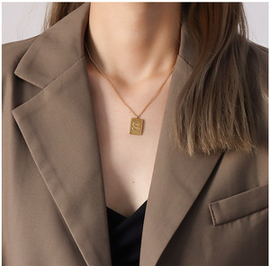<span class=keywords><strong>S</strong></span> Lettera Super In Acciaio Inox Quadrato Rettangolo di Figura Del Pendente Della <span class=keywords><strong>Collana</strong></span> - Product Image 4