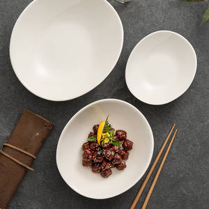 Vajilla de Porcelana Blanca Dehua, Modelo 2025, Platos de Cerámica Exquisitos de Alta Gama, Hermosos Platos para Ensalada, Promocionales - Product Image 3
