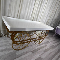 Étagère de présentation en métal pour bonbons du désert, décorations de mariage en plein air, design personnalisable, avec roulettes