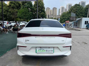 Gebrauchter BYD <span class=keywords><strong>E3</strong></span> 2019 400 Travel Edition Rein Elektrischer Sedan mit Ternärer Lithium-Batterie Linkslenker 4-Türer 5-Sitzer aus China - Product Image 3