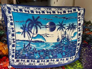 Nouvelle arrivée Sarong hawaïen Pareo Indonésie Processus d'impression Design coloré Sarong Beach Wear pour les femmes Premium Rayon - Product Image 3