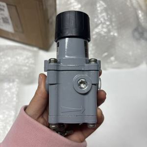 วาล์วปรับแรงดันสูงแบบล็อคตำแหน่ง Masoneilan 78-40 Air Set 1.5 MPa สำหรับอุตสาหกรรมปิโตรเลียมเคมี - Product Image 3