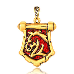 Culture du zodiaque 24k or pur or dur fer cheval forme électrique noir artisanat pendentif pendentif en or dur - Product Image 1