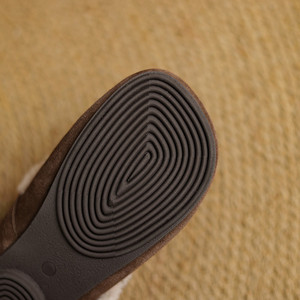 2025 à la mode bout rond boucle bottes d'hiver noir peau de vache supérieure polaire doublure confortable plat Birkenstocks en gros de Chine - Product Image 6