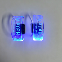 Bracelet LED à télécommande avec logo personnalisé, synchronisation DMX, bracelet lumineux pour concert, festival de musique, bar, fête