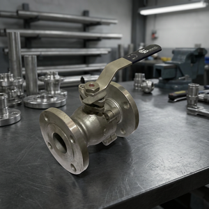 Vanne à boisseau sphérique à bride en acier inoxydable robuste 2 pièces avec levier manuel pour le contrôle industriel des fluides - Product Image 3