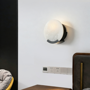 Lámpara de Pared de Diseño Nórdico de Lujo, Creativa, con Base de Cobre y Alabastro, para Dormitorio y Sala de Estar - Product Image 1