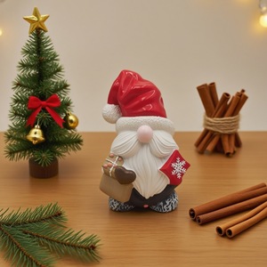 รูปปั้นซานตาคลอสทำจากเรซินสำหรับตกแต่งบ้าน - Product Image 3