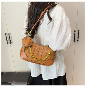 Bolsos de Mano Tipo Hobo para Mujer, de Moda, de PVC y Cuero, Personalizados, de Media Luna, Estilo Bohemio, para Invierno y Verano - Product Image 6