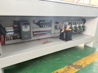 Machine de routeur CNC à 3 axes 1325 à vendre adaptée à la conception de traitement acrylique PVC bois avec une haute précision à bas prix