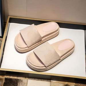 Sandales de luxe à plateforme creuse pour femmes, style décontracté et confortable pour la marche en extérieur - Product Image 5