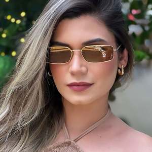 Lunettes de soleil punk rectangulaires en métal style rétro 2025, protection UV400, petite monture carrée, pour femmes et hommes - Product Image 4