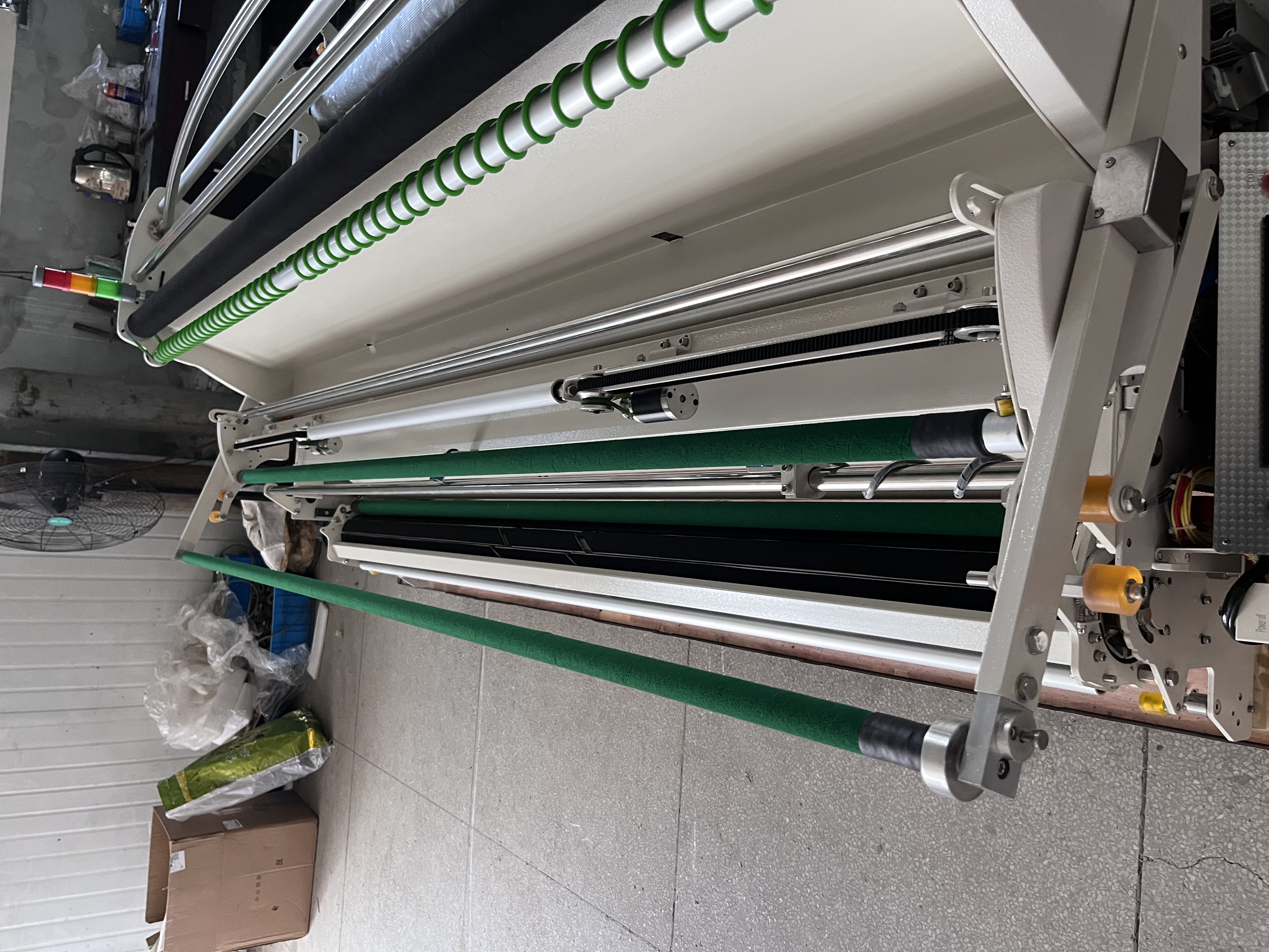 fabric spreading and cutting machine automatic
