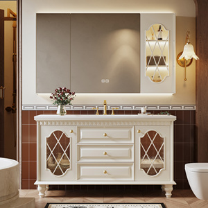 Mueble de Baño de Estilo Retro Francés, Gabinete de Madera Sólida, Espejo Inteligente, Almacenamiento, Montado en la Pared, Ecológico, para Hoteles y Villas - Product Image 1