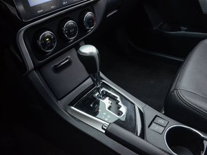 Venta al por Mayor de Autos Usados de Alta Calidad, <span class=keywords><strong>Corolla</strong></span> Levin <span class=keywords><strong>2018</strong></span>, 1.2T <span class=keywords><strong>S</strong></span>-CVT GL-ii Edition Sedán, Volante a la Izquierda, 4L, Bajo <span class=keywords><strong>Precio</strong></span>, Tracción Delantera - Product Image 2