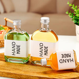 Botella de vidrio plana portátil de 100ml 200ml 250ml 300ml, botella vacía transparente <span class=keywords><strong>para</strong></span> jugo, licor y bebidas espirituosas con tapa. - Product Image 3