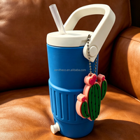 Glacière en plastique écologique de 12 oz avec robinet, paille et poignée de transport pour boissons chaudes/froides