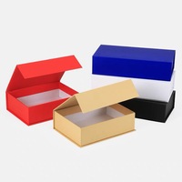 Boîte magnétique personnalisée avec logo en relief Finition mate Design minimaliste Stock