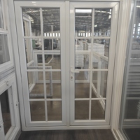 Fabricante Chino de Puertas y Ventanas de PVC UPVC Personalizadas, Eficientes Energéticamente y Resistentes a la Intemperie, Ventana Abatible de PVC con Doble Acristalamiento