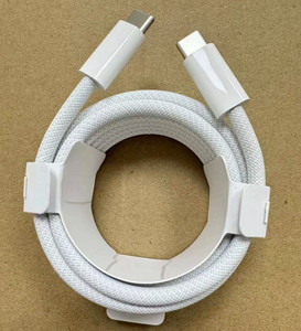 16 cavi originali di tipo fabbrica <span class=keywords><strong>C</strong></span> a <span class=keywords><strong>C</strong></span> <span class=keywords><strong>kabel</strong></span> <span class=keywords><strong>usb</strong></span> <span class=keywords><strong>c</strong></span> 1M 60W 2M 240W tipo <span class=keywords><strong>c</strong></span> cavo ricarica rapida per iPhone 16 Pro Max 15 plus 14 pro