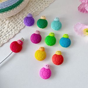 Protecteur de câble en silicone mignon motif dessin animé, anti-casse, pour chargeur <span class=keywords><strong>iPhone</strong></span> et Android, vente en gros - Product Image 1