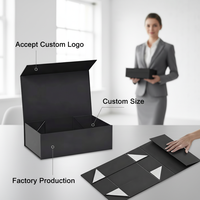 Boîtes cadeaux personnalisées de luxe en carton magnétique avec doublure en éponge, attaches, gaufrage, vernis sélectif UV, épaisseur 2 mm, pelliculage mat