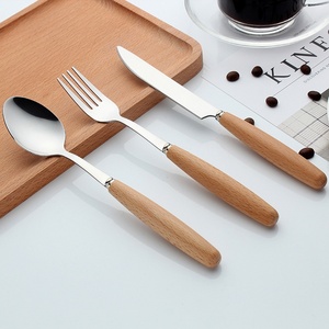 ด้ามไม้บีช 410 สแตนเลสสตีล ชุดมีดสเต็ก ส้อม ช้อน ตะเกียบสไตล์ญี่ปุ่น ดีไซน์มินิมอล ขัดเงาแบบกระจก สำหรับของหวาน - Product Image 2