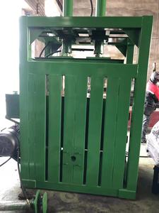 Máquina automática <span class=keywords><strong>de</strong></span> Prensado hidráulico para embalaje <span class=keywords><strong>de</strong></span> cartón, máquina <span class=keywords><strong>compactadora</strong></span> <span class=keywords><strong>de</strong></span> cartón para hacer caja - Product Image 4