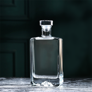 100ML 200ML 500ML Nordic Clear épaissi carré whisky Brandy liqueur thé plat <span class=keywords><strong>Voda</strong></span> bouteille en verre avec liège - Product Image 6