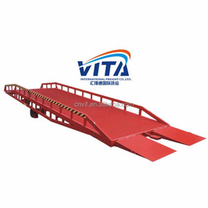 Rampa de Carga de Acero VITA con Elevador Hidráulico de Tijera para Uso en Muelles de Camiones, 11000x2020mm, Color Rojo, Neumático Sólido - Product Image 2