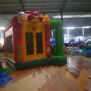 Château Gonflable Écologique en PVC pour Enfants – Combo Amusant pour Parcs d'Aventures et Utilisation Extérieure avec Capacité de 800 kg - Product Image 1