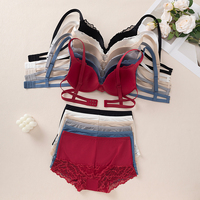 Ensemble soutien-gorge push-up à armatures en dentelle sexy et culotte shorty pour femme - Bonnet 3/4 - Vente en gros