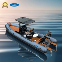 Bateau Semi-Rigide Hedia 7m 23ft à Coque Aluminium 700 Hypalon pour Divertissement et Dérive sur Eaux Océaniques Disponible à la Vente