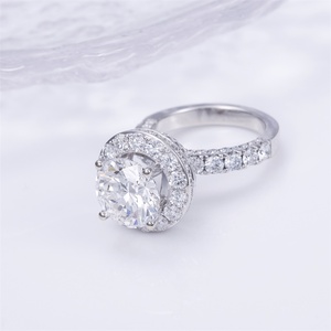 Anillo de diamantes redondos de oro blanco de 18 quilates Messi Jewelry MSR-1443 para mujer - Product Image 2