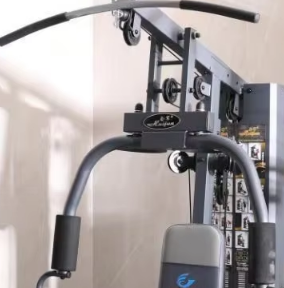 Máquina de Entrenamiento de Fuerza Multifuncional de Una Sola Estación con Pila de Pesas de 73 kg - Product Image 3