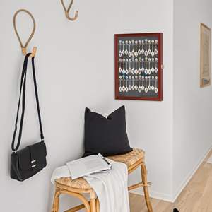 Étui de présentation en bois pour cuillères de collection 2026, cadre multi-niveaux pour cuillères décoratives et souvenirs, idéal pour les collectionneurs et la décoration intérieure - Product Image 6