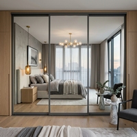 Armoire de chambre minimaliste haut de gamme Pavone avec fonctions extensibles, placard multifonctionnel pour villa