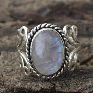 Anillo de Piedra Lunar H269, Plata 925, Engaste en Bisel, Unisex, Uso Diario, Joyería Fina - Product Image 1