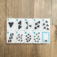Tuiles de Mahjong américaines en acrylique, motif Plage de sable blanc et dents de requin côtières gravées, ensemble complet pour soirée de jeu