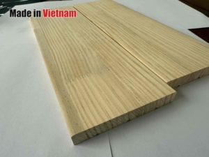 Molduras de Madera de Pino Radiata Liso para Marcos de Puerta FJ, Embellecedores Planos y Molduras de Techo - Product Image 1
