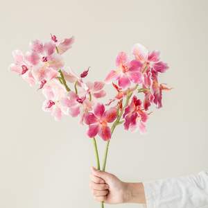 Hydrangeas artificiels en soie romantiques, faits à la main, longue durée, toucher naturel, 3-5 ans, Noël, fête des mères, Saint-Valentin - Product Image 3