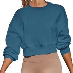 Sweat-shirt court personnalisé à manches longues pour femme – Confortable, en polaire, décontracté, respirant, imprimé, effet délavé - Product Image 2