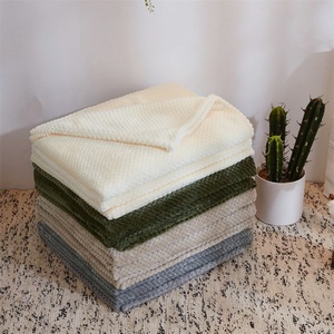 Chăn nỉ flanel polyester tùy chỉnh, chất liệu mềm mại, kiểu dáng hiện đại, dùng làm quà tặng, du lịch, trang trí nhà cửa, bán buôn. - Product Image 6