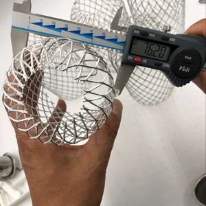 Trous de blocage de feuilles, protection de cannelure extensible en aluminium, filtre de toit de 3 pouces - Product Image 3