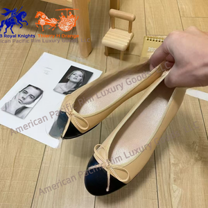 Ballerines en cuir de vachette léger de haute qualité CC pour femmes, à enfiler, bout fermé, tendance, avec nœud décoratif - Product Image 6