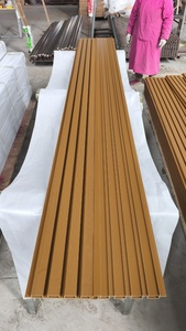 Revêtement mural extérieur flexible, imperméable et ignifuge en WPC avec composite bois-plastique pour la décoration extérieure des maisons - Product Image 2