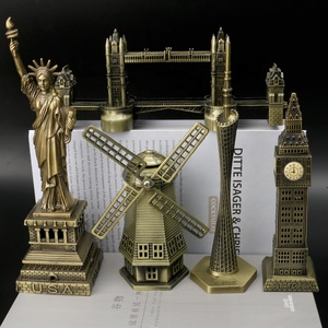 Maquetas Arquitectónicas Metálicas 3D Personalizadas - Réplicas Profesionales de Lugares Emblemáticos y Regalos Conmemorativos para la Marca Corporativa - Product Image 5